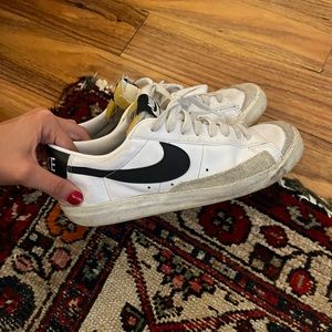 Nike blazer size 9